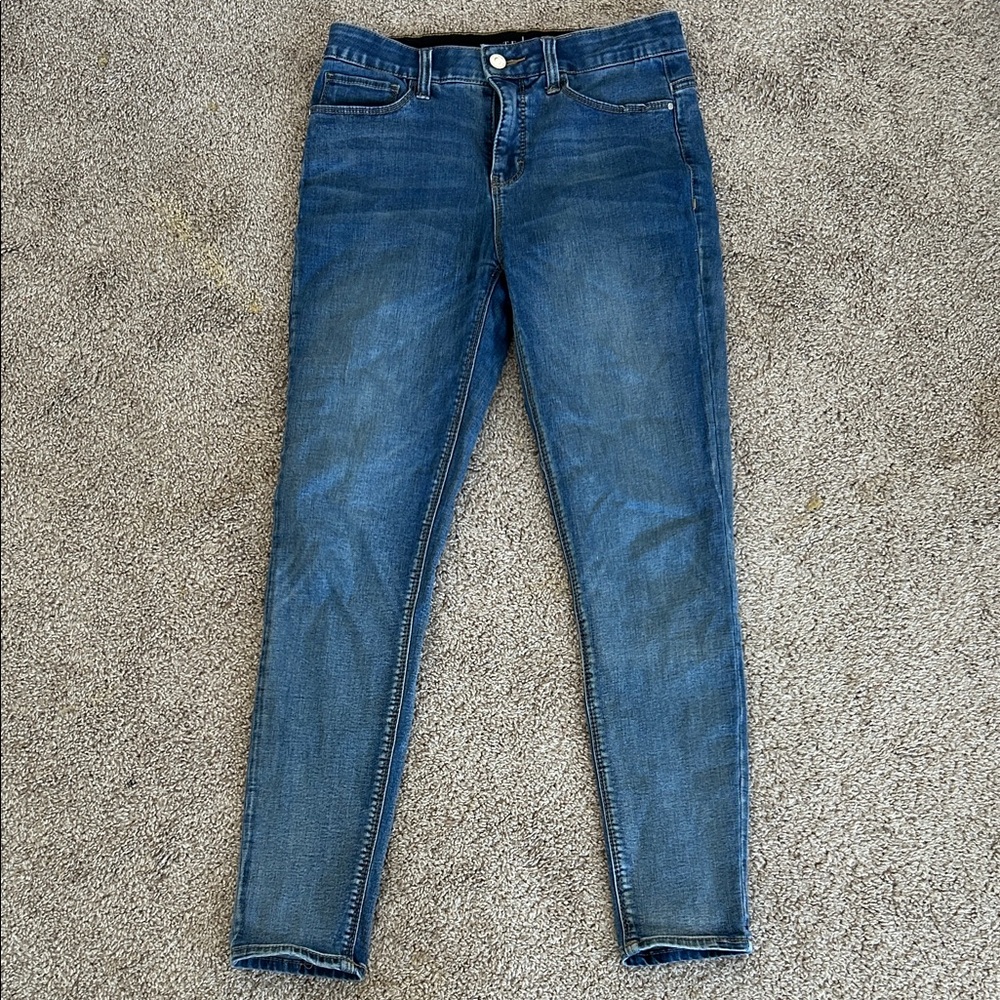 White House Black Market Skinny Jean Size 2S